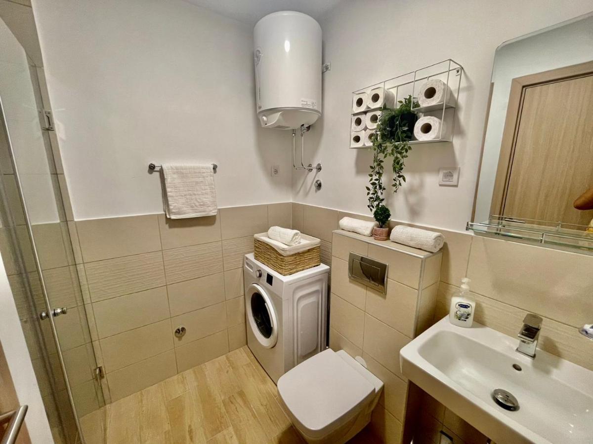 Olive Square Apartment Budva Ngoại thất bức ảnh