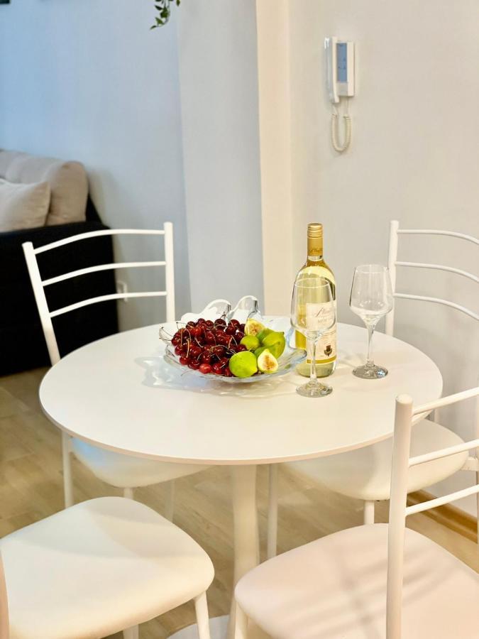 Olive Square Apartment Budva Ngoại thất bức ảnh