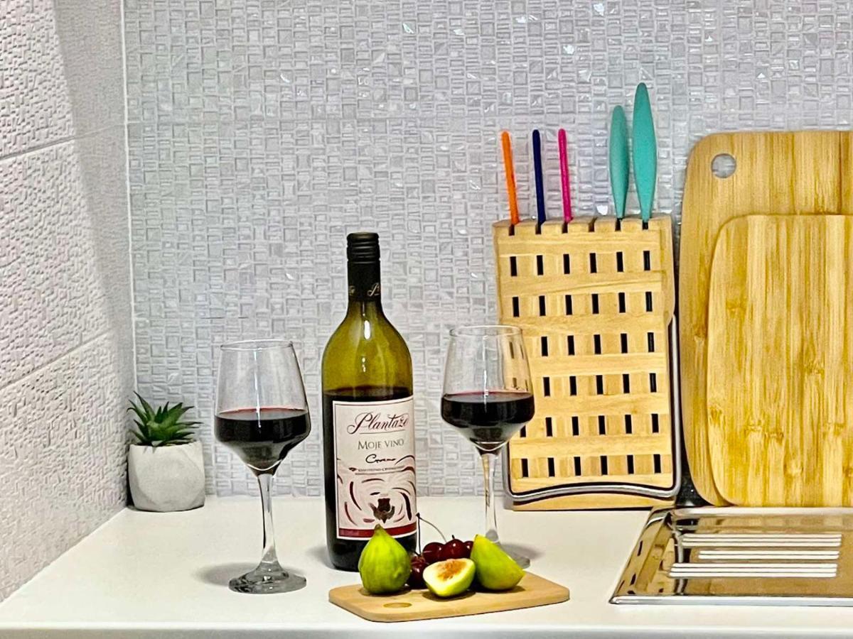 Olive Square Apartment Budva Ngoại thất bức ảnh